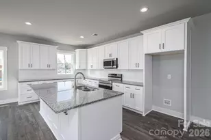 318 Sunrise Cir, Shelby, NC 28150 - Photo 9