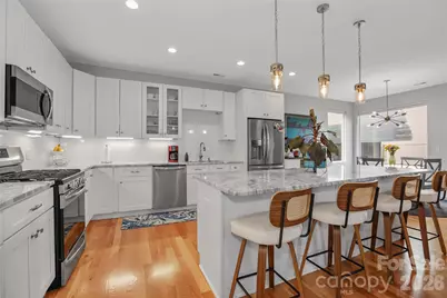 621 Campus Street, Charlotte, NC 28216 - Photo 1