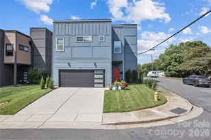 621 Campus St, Charlotte, NC 28216 - Photo 1