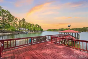 139 Hawks Point Dr, Troutman, NC 28166 - Photo 37