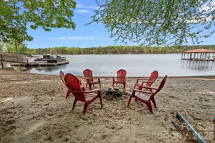 139 Hawks Point Dr, Troutman, NC 28166 - Photo 39