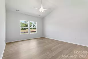 206 Rodeo Dr, Shelby, NC 28150 - Photo 11