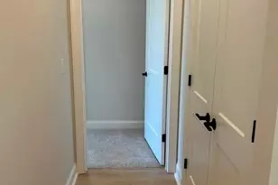 3015 Five Crk Rd, Charlotte, NC 28213 - Photo 5