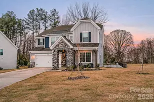 250 Tackle Box Dr, Troutman, NC 28166 - Photo 3