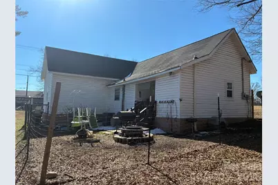 1242 W Airline Avenue, Gastonia, NC 28052 - Photo 7