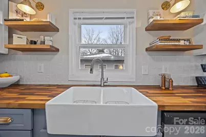 4211 Glenstar Terrace, Charlotte, NC 28205 - Photo 5