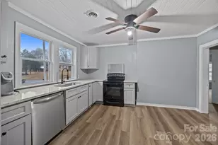 713 2nd St Pl SW, Conover, NC 28613 - Photo 21