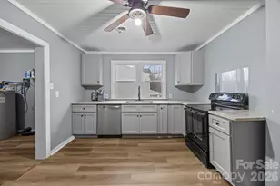 713 2nd St Pl SW, Conover, NC 28613 - Photo 17