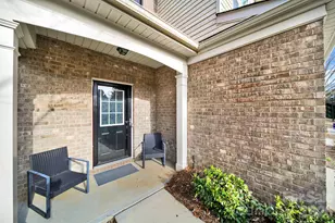 2403 Diplomat Ln, Charlotte, NC 28210 - Photo 7