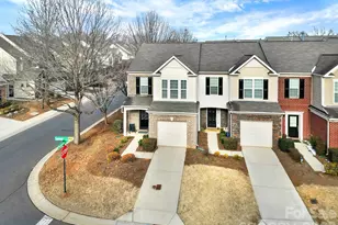 2403 Diplomat Ln, Charlotte, NC 28210 - Photo 3