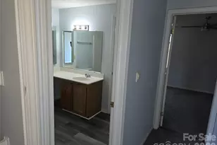 5115 Fair Wind Ln, Charlotte, NC 28212 - Photo 11