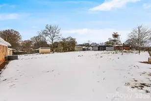 2621 Sherry Ln, Gastonia, NC 28054 - Photo 33