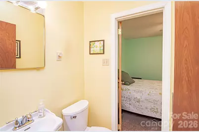 7218 Lakeside Drive N, Charlotte, NC 28212 - Photo 9