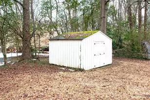 7218 Lakeside Dr N, Charlotte, NC 28212 - Photo 25