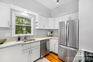 320 W 10th St, Charlotte, NC 28202 - Photo 11