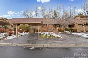 605 Red Oak Dr, Hendersonville, NC 28791 - Photo 41