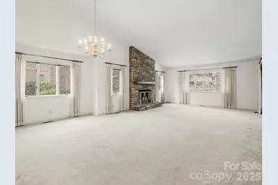 605 Red Oak Drive, Hendersonville, NC 28791 - Photo 17