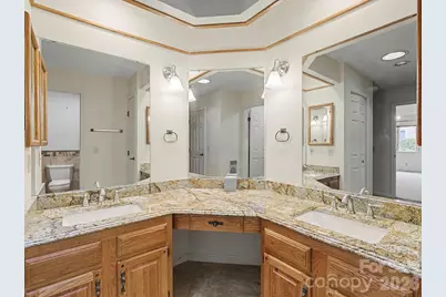 605 Red Oak Drive, Hendersonville, NC 28791 - Photo 27