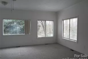 31 Ford Ridge Ln, Columbus, NC 28722 - Photo 7