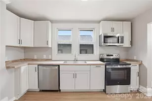 234 S Ervin Ave, Newton, NC 28658 - Photo 7