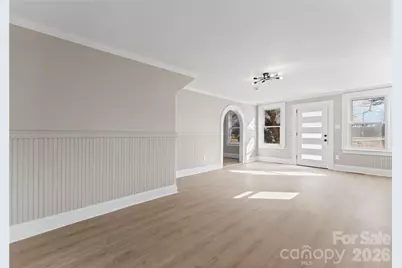 234 S Ervin Avenue, Newton, NC 28658 - Photo 3