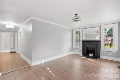 234 S Ervin Avenue, Newton, NC 28658 - Photo 17