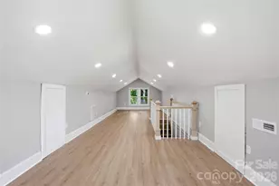 234 S Ervin Ave, Newton, NC 28658 - Photo 5