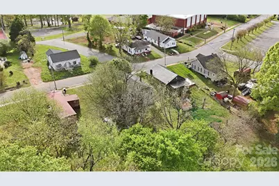 234 S Ervin Avenue, Newton, NC 28658 - Photo 31