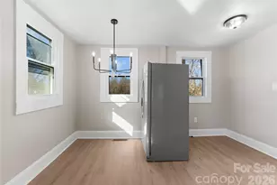 234 S Ervin Ave, Newton, NC 28658 - Photo 15