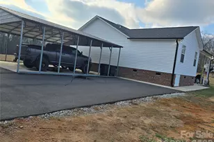 147 Black Bottom Rd, Union, SC 29379 - Photo 3