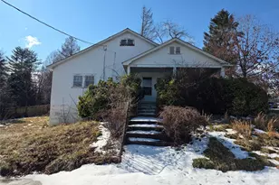 522 1st Ave W, Hendersonville, NC 28739 - Photo 9