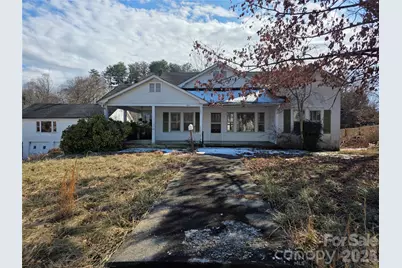 522 1st Avenue W, Hendersonville, NC 28739 - Photo 3