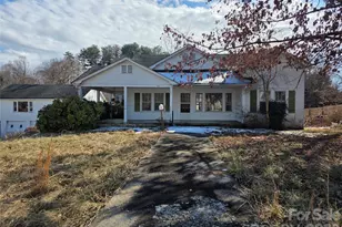 522 1st Ave W, Hendersonville, NC 28739 - Photo 3