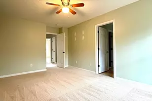 8056 Stoneham Ct, Matthews, NC 28105 - Photo 17