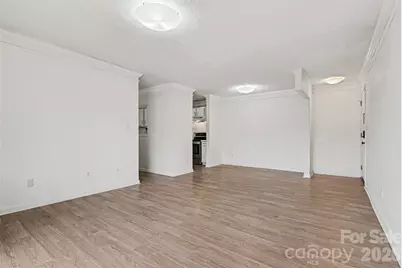 7992 Shady Oak Trail #130, Charlotte, NC 28210 - Photo 5