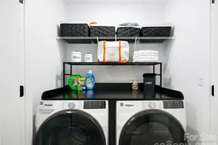 11742 Avocet St, Charlotte, NC 28215 - Photo 17