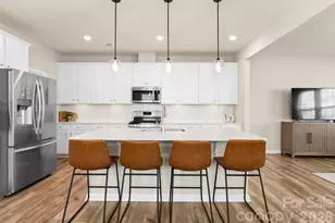 927 Cobbled Wy, Fort Mill, SC 29715 - Photo 3