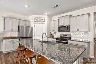 75 Dandelion Rd, Fletcher, NC 28732 - Photo 5