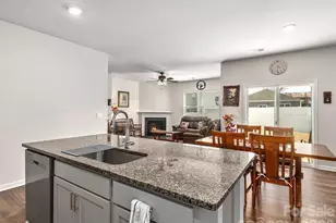 75 Dandelion Rd, Fletcher, NC 28732 - Photo 7