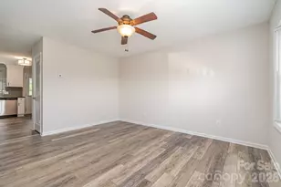 434 Stoneycreek Ln, Rock Hill, SC 29730 - Photo 5