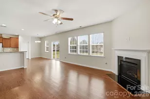 7133 Kinley Commons Ln, Charlotte, NC 28278 - Photo 7