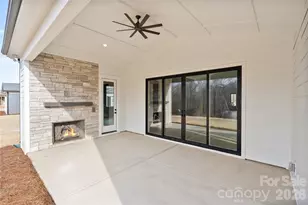 1017 Courtney Ln, Wesley Chapel, NC 28173 - Photo 3