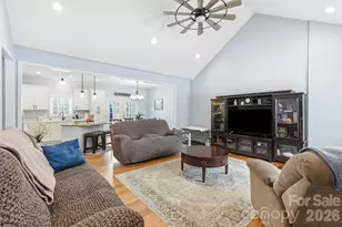 1196 Cape Hickory Rd, Hickory, NC 28601 - Photo 5