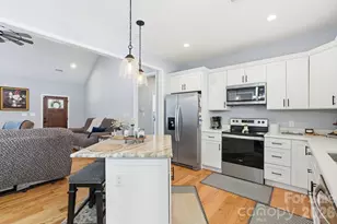 1196 Cape Hickory Rd, Hickory, NC 28601 - Photo 15