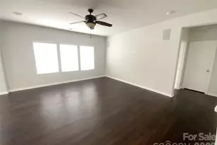 3605 Moorhen Dr, Charlotte, NC 28216 - Photo 3