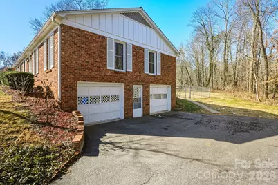 6 Crestwood Lane, Candler, NC 28715 - Photo 3