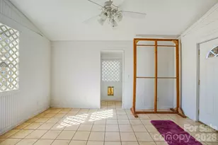 6 Crestwood Ln, Candler, NC 28715 - Photo 11