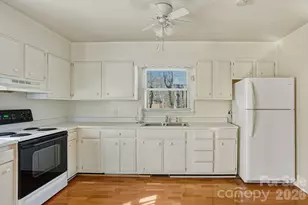 6 Crestwood Ln, Candler, NC 28715 - Photo 7