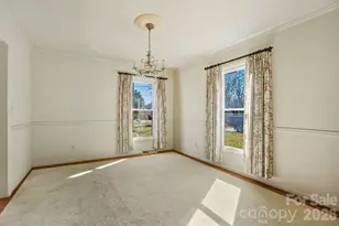 6 Crestwood Ln, Candler, NC 28715 - Photo 9