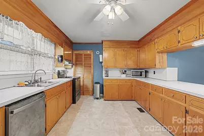 5500 Old Winnsboro Road, Great Falls, SC 29055 - Photo 11